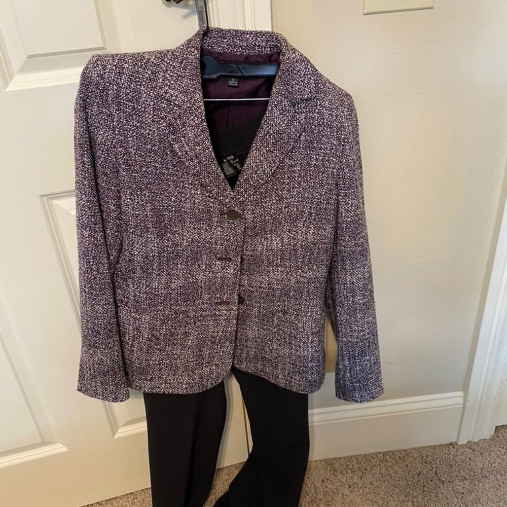 Kasper pant suit set